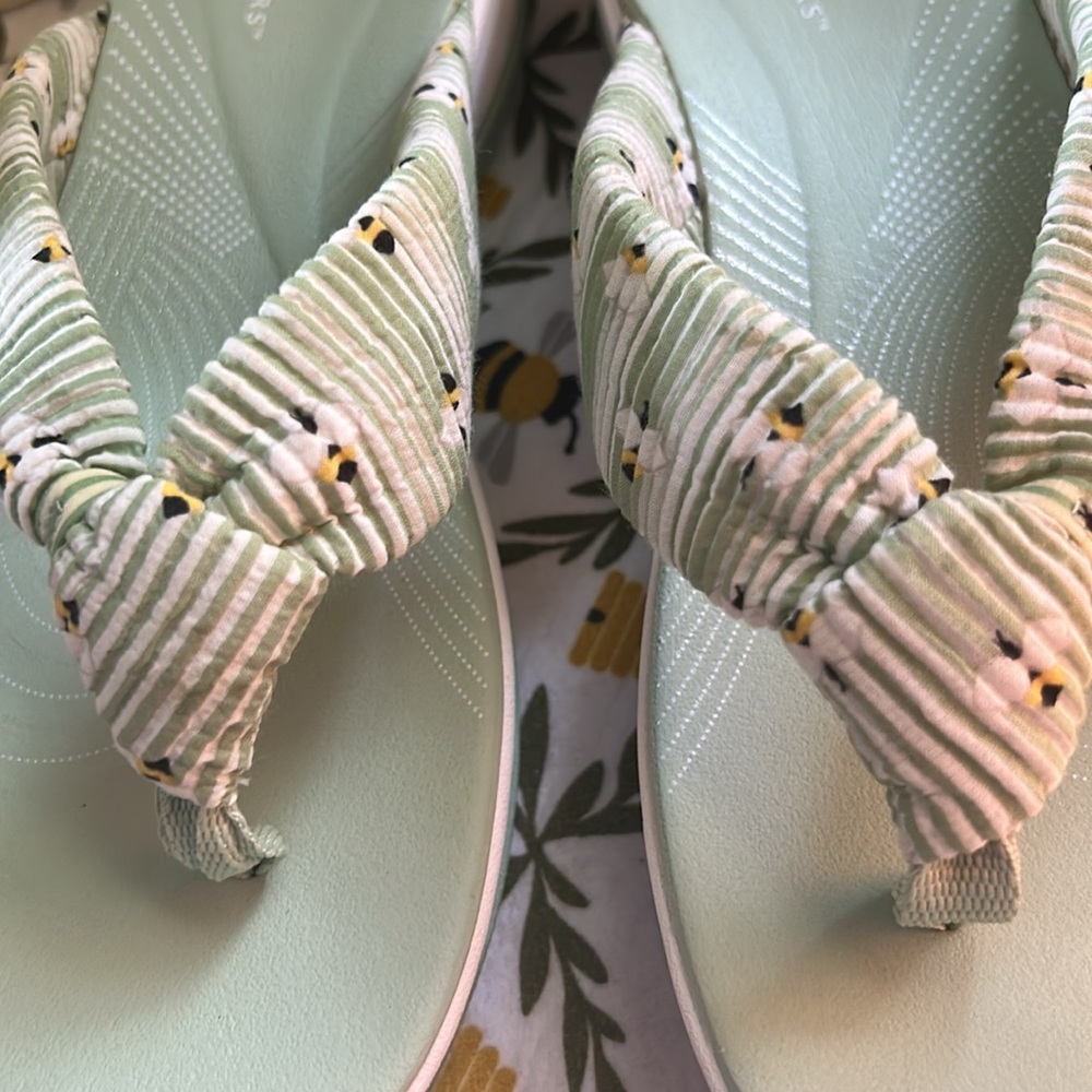 Clarks Cloudsteppers Bee Pattern Arla Glison Sand… - image 7